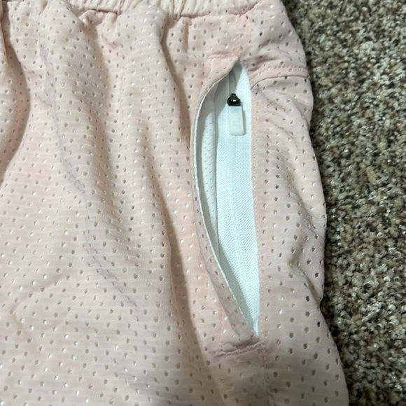 NWOT MIAMI MECCA MESH 5 INCH SHORTS - Picture 5 of 7